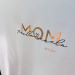 T-Shirt "MOM" weiß, personalisierbar